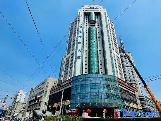 Weiting Hotel (Shanghai Xinhua Hospital Jiangpu Road Subway Station Branch)