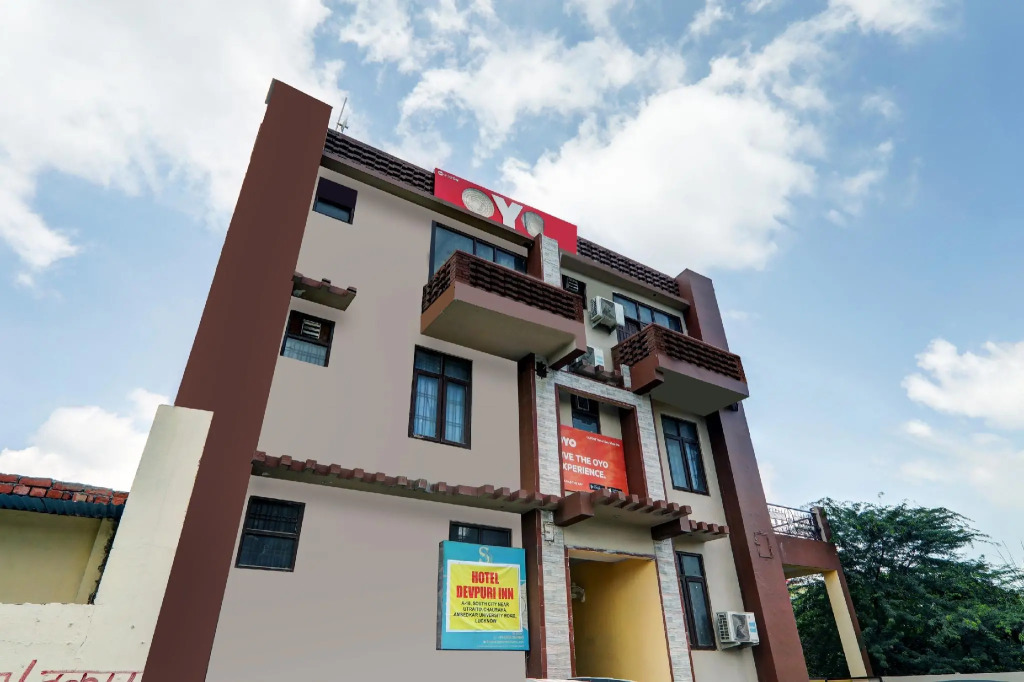 OYO 82576 Hotel Devpuri Inn