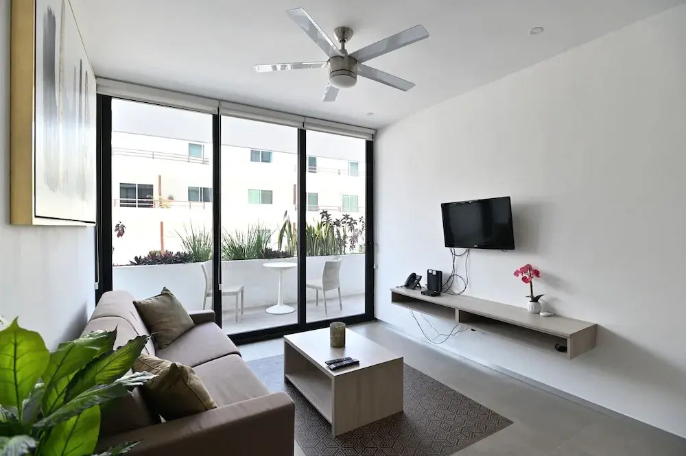 The City 1 BD