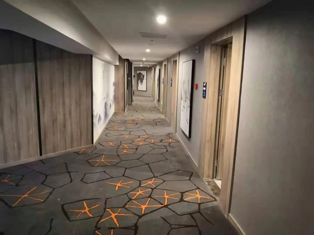 JUN hotels