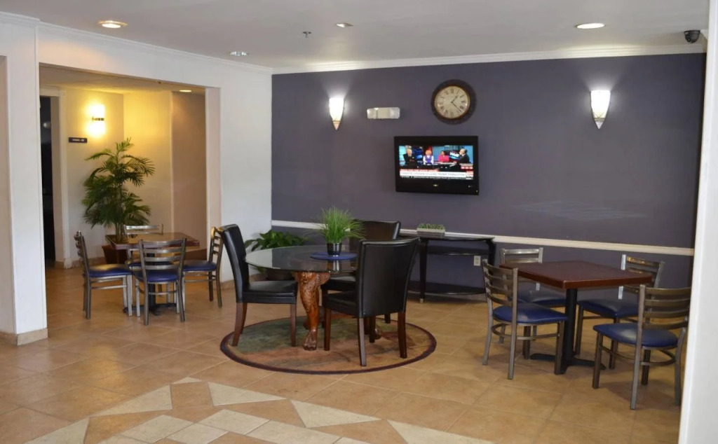 Stay Express inn and Suites Atlanta Union City