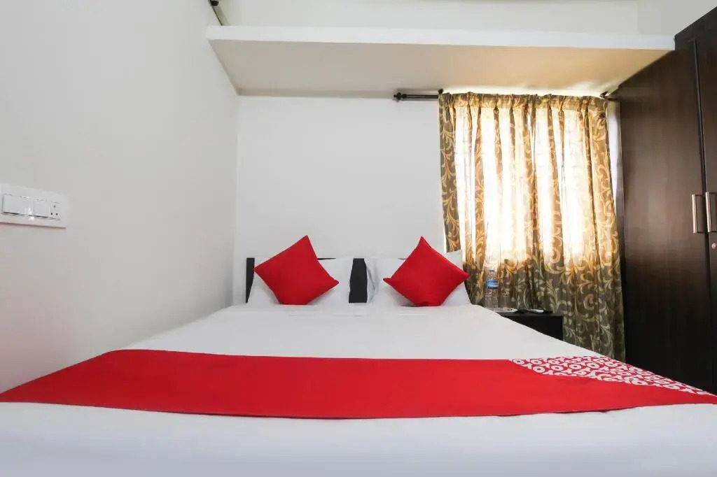 Honey Residency Codissia stay