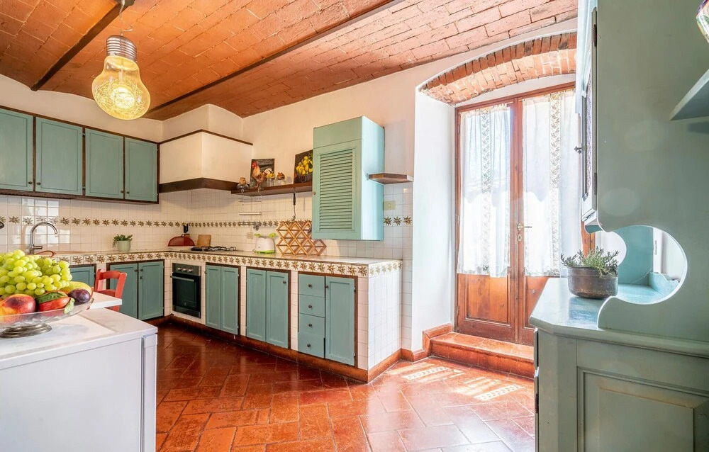 Beautiful Apartment in Molino del Piano With Wifi and 1 Bedrooms