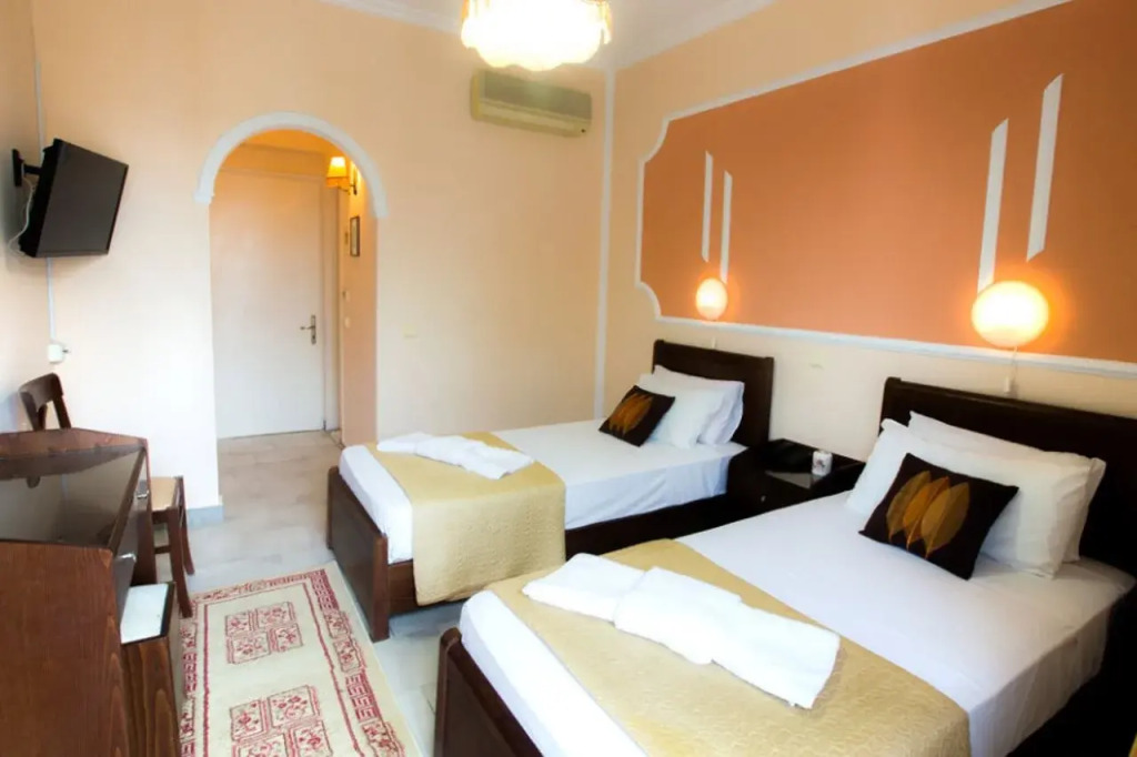 Hotel Sirena Beach