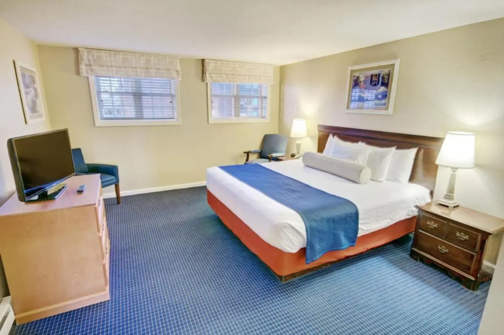 Club Wyndham Newport Onshore
