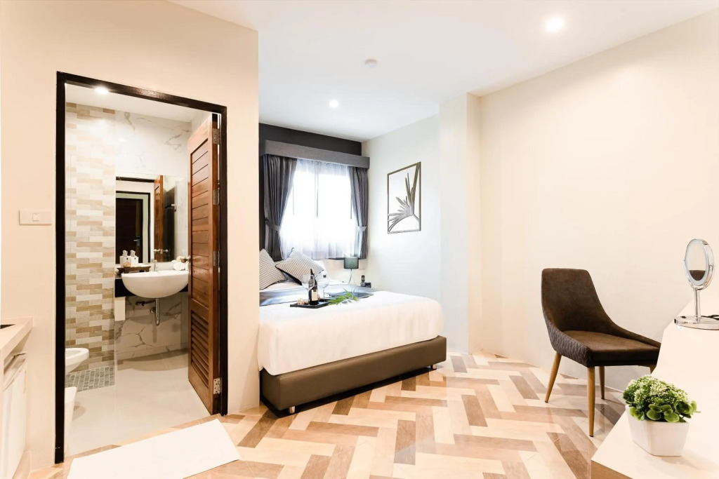 SJ Miracle Hotel