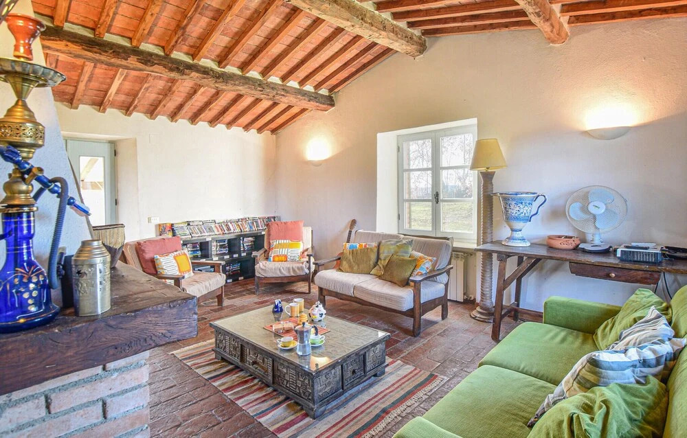 Beautiful Home in Roccalbegna With 5 Bedrooms and Wifi