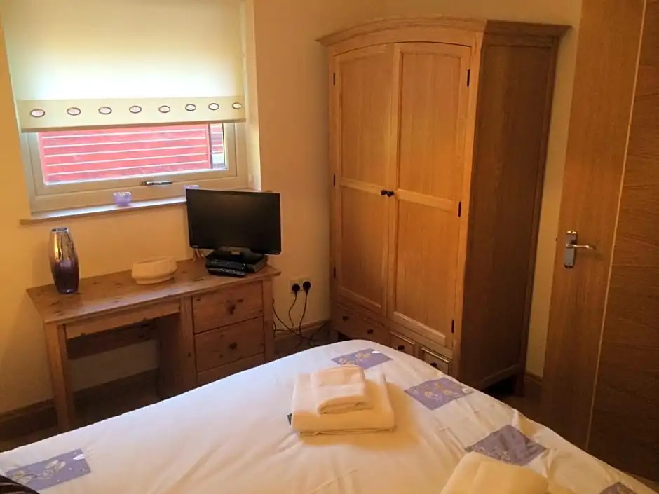 Woodburn Lodges