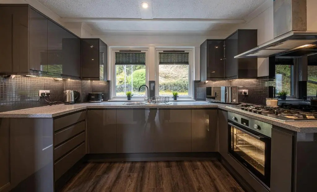 Modern 2 Bedroom House