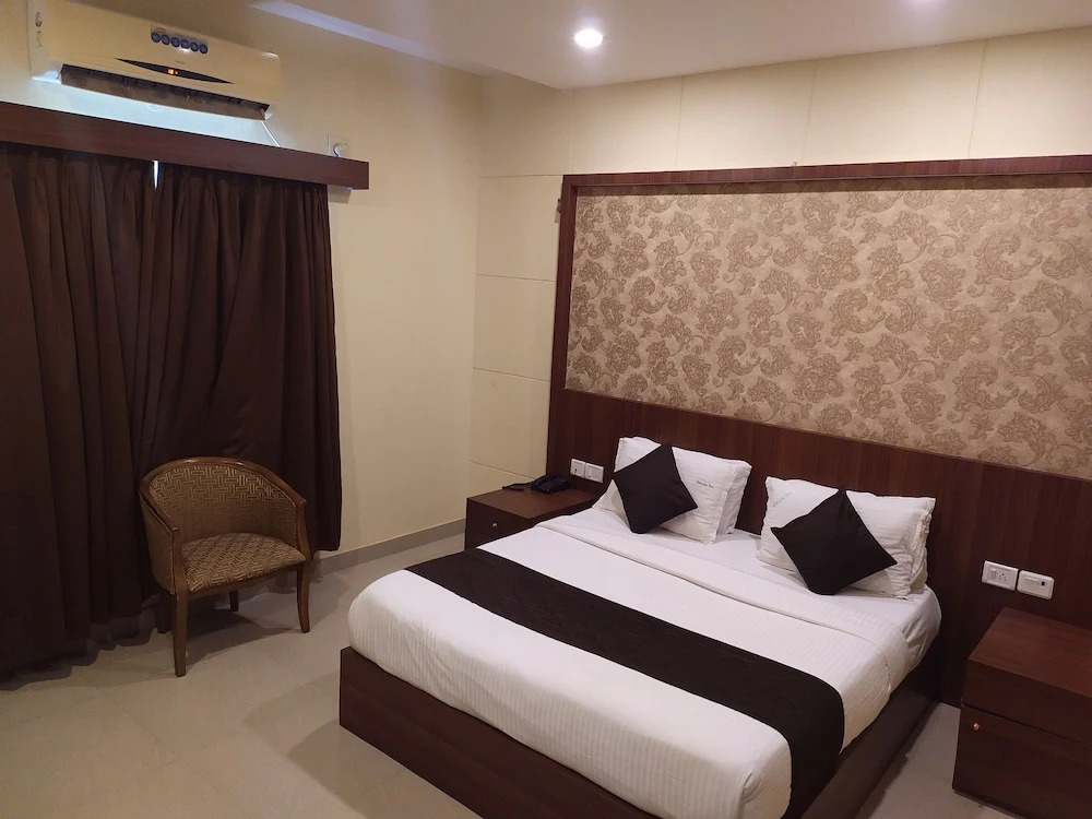 Hotel Parkway Inn