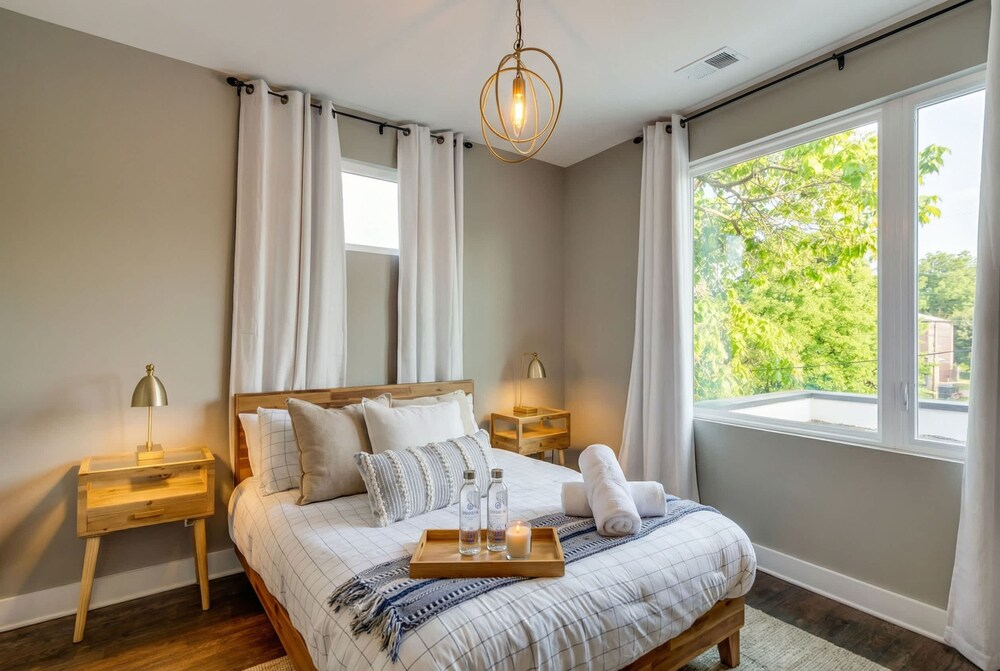 Nashvegas 13 Beds Rooftop Views Mins to Broadway
