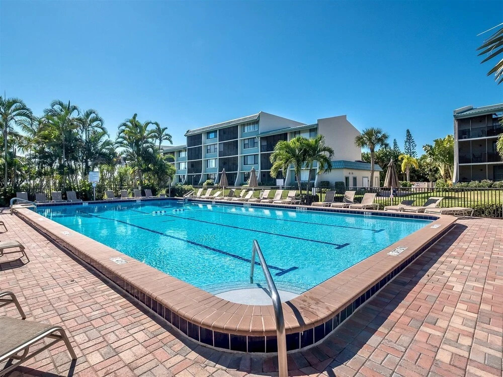 Loggerhead Cay by Dream Vacation Rentals
