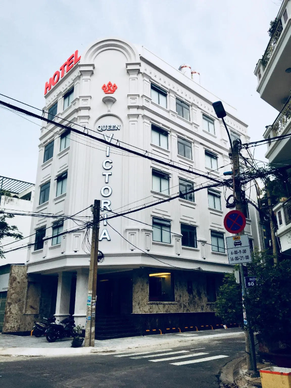 QUEEN VICTORIA Hotel