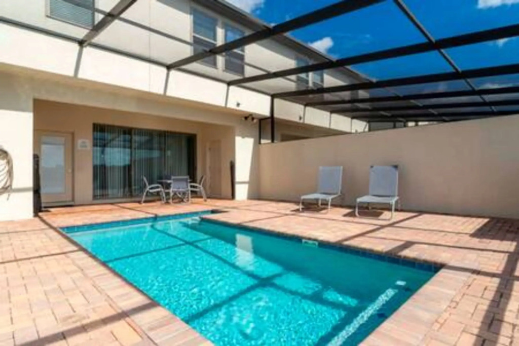 Free Water Park Private Pool and Lakeview