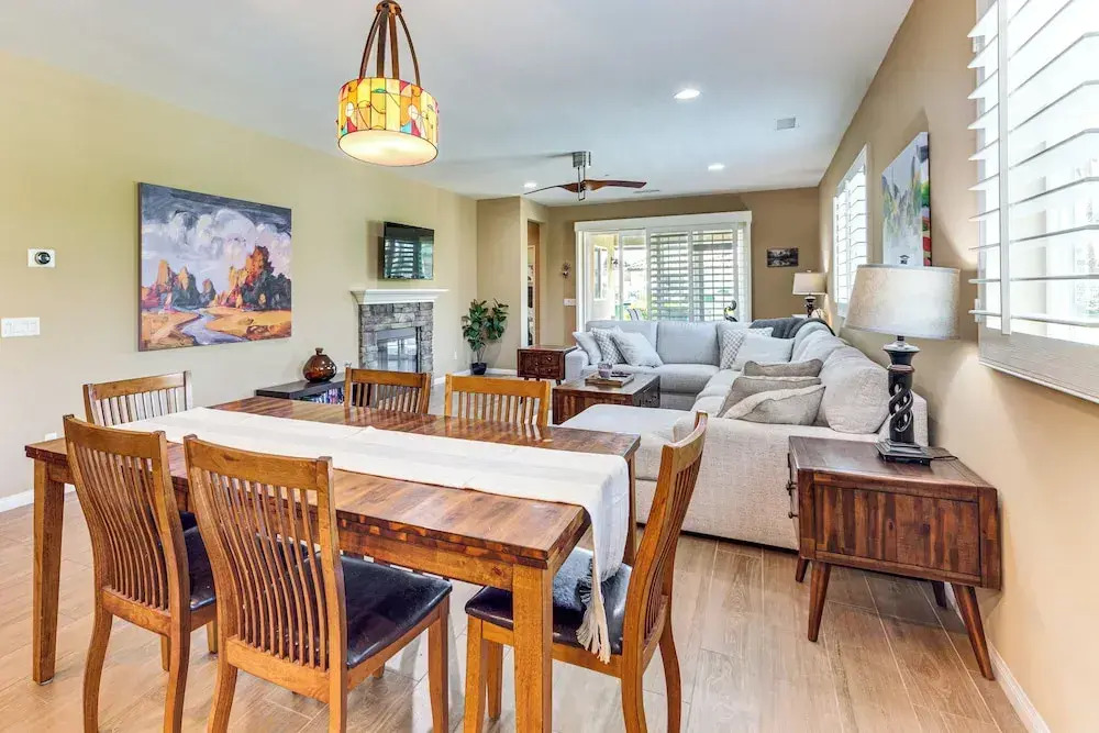 Walk to Coachella & Stagecoach: Festival Retreat!