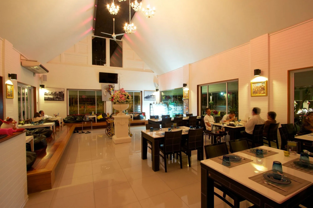 Charn Residence