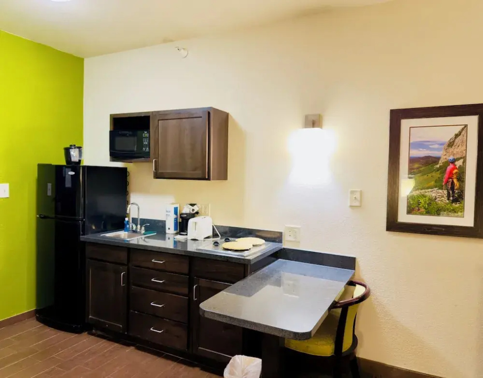 Black Gold Suites Tioga
