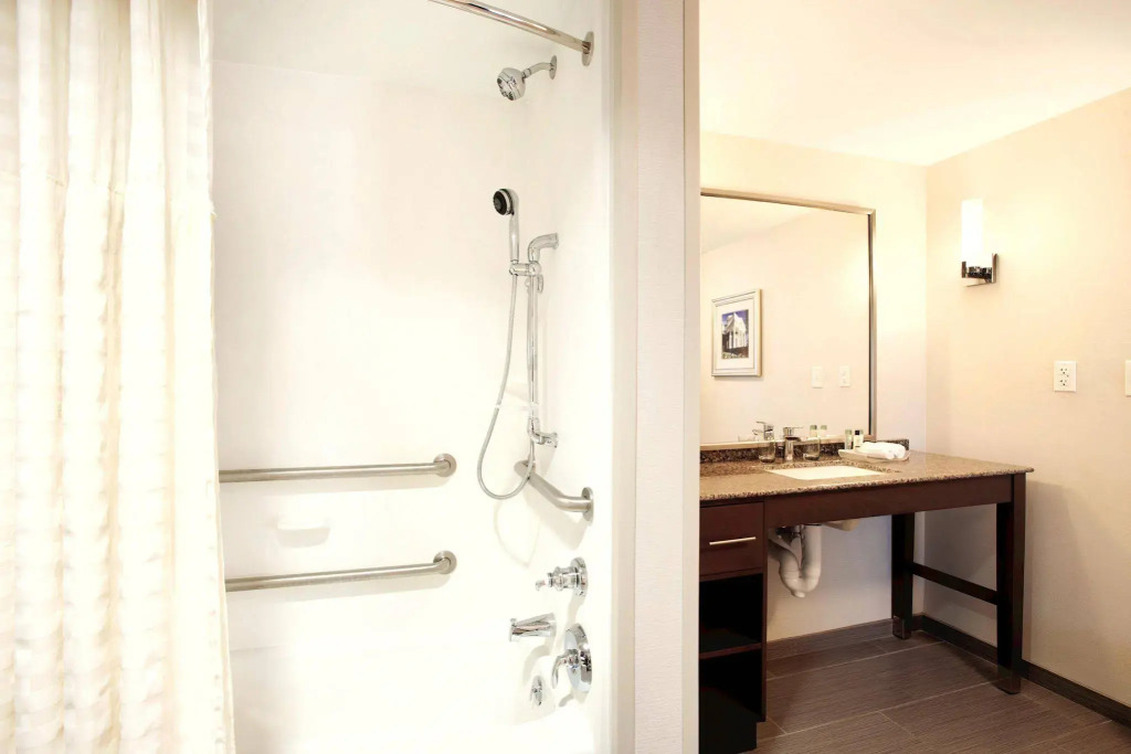 Homewood Suites by Hilton - Charlottesville