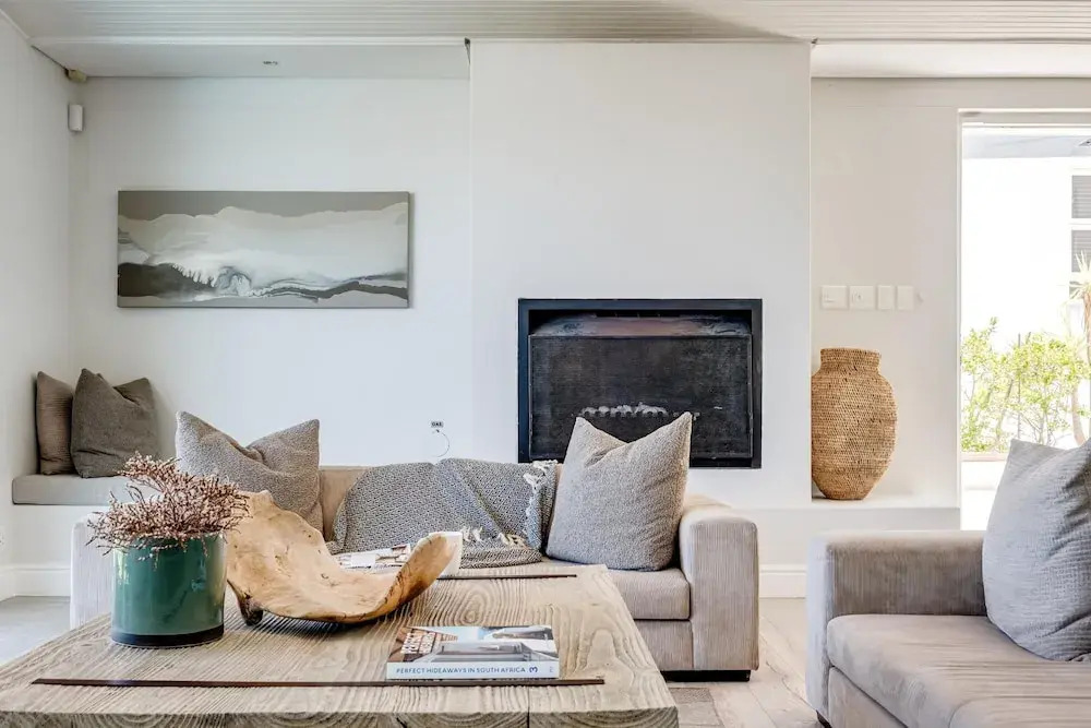 Camps Bay Villa w Views Pool Sapphire Tide Retreat