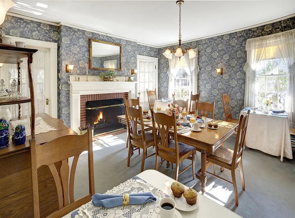 Thorncroft Inn
