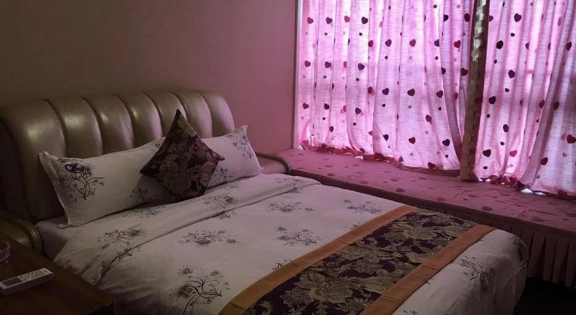 Zixinju Aparthotel