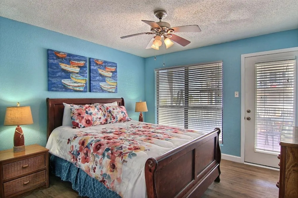 Coastal Retreat - 2 Br condo