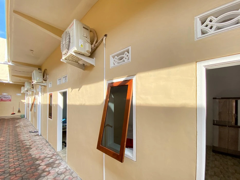 RedDoorz near Terminal Baru Pasuruan