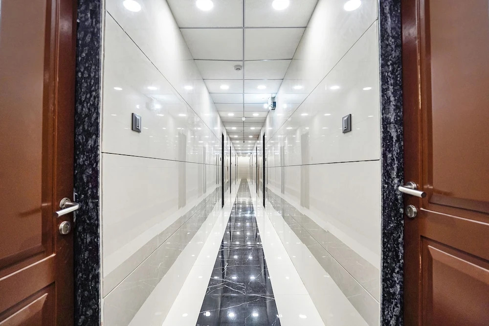 Fabhotel Niraant