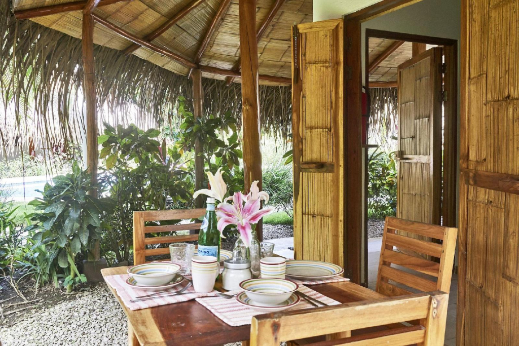 Otro Lado Lodge