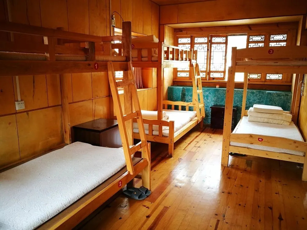 Sushe self-service Inn