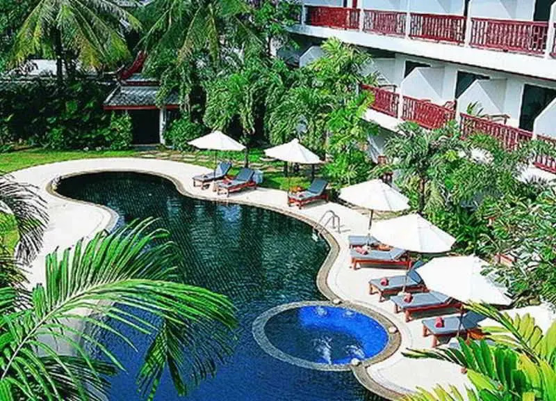 Salathai Resort