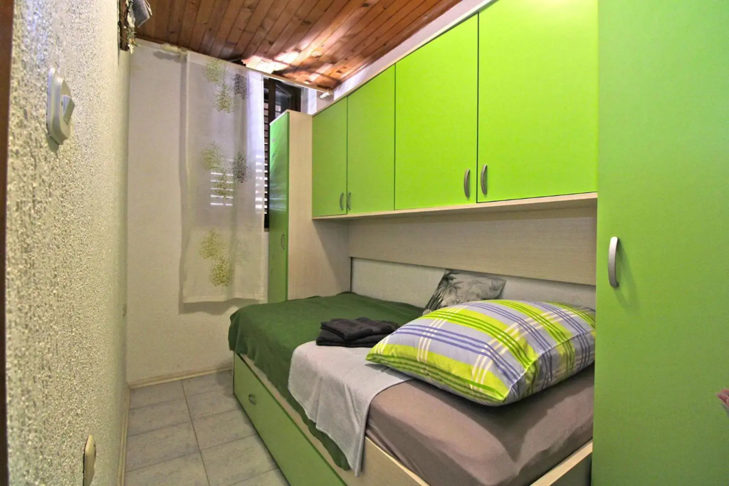 Apartment Luka 2192
