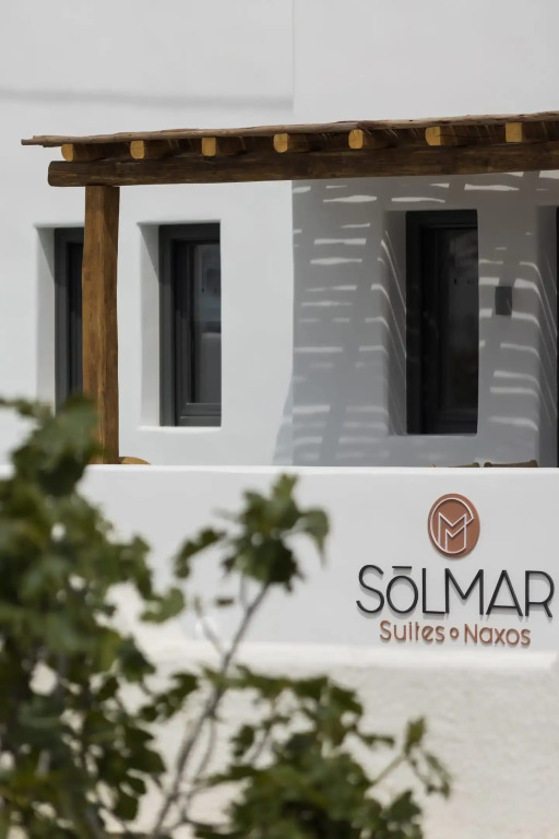 Solmar Suites