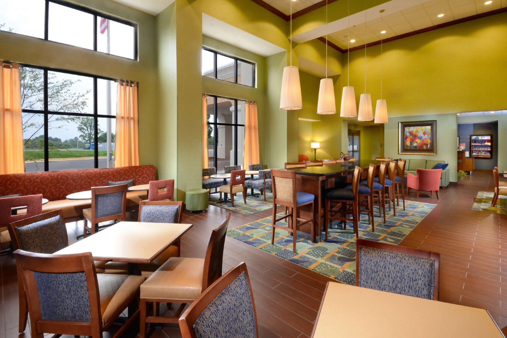 Hampton Inn & Suites Lynchburg