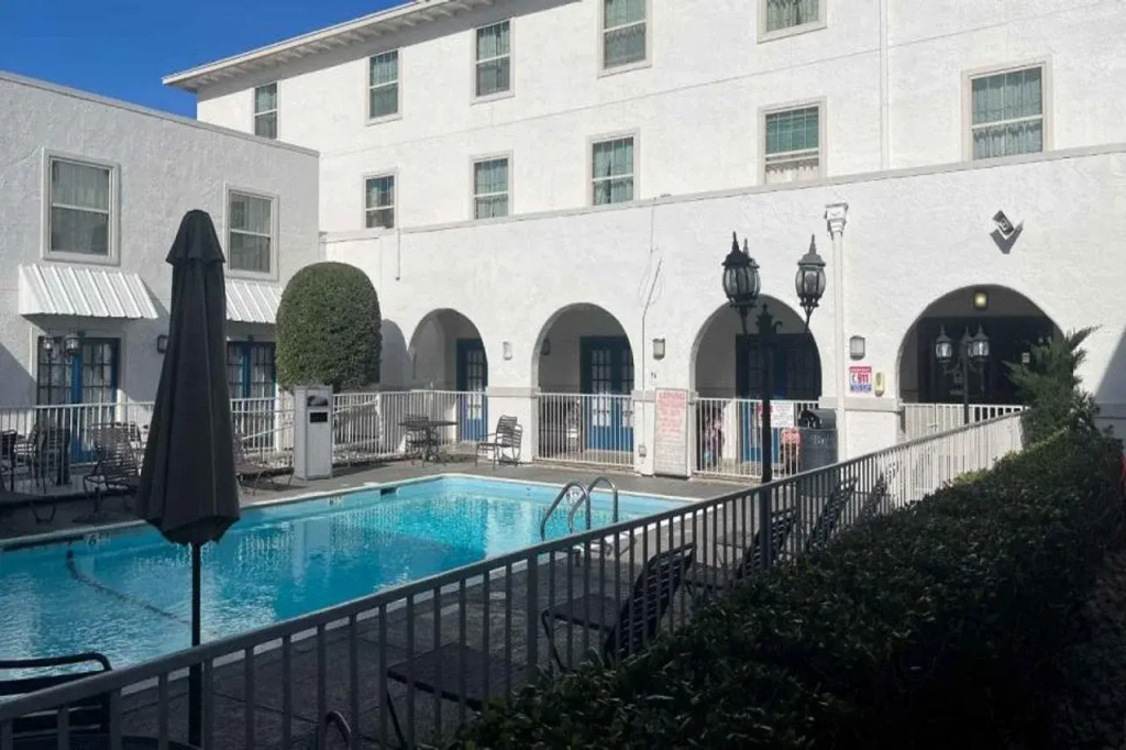 Motel 6 Dallas TX Downtown