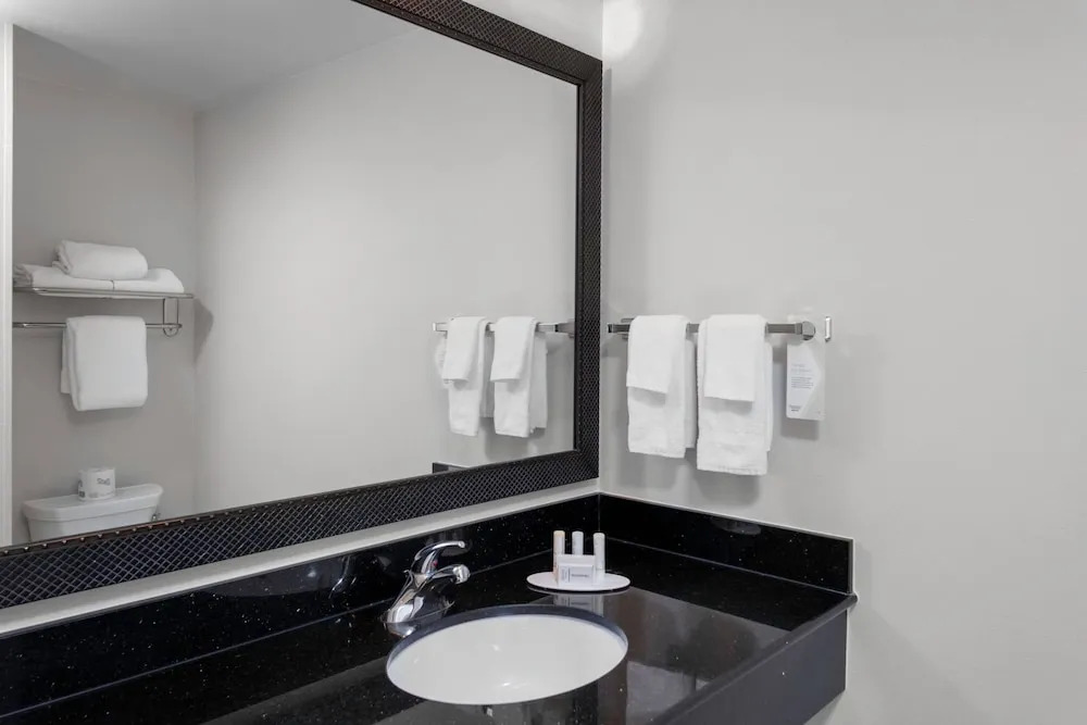 Fairfield Inn & Suites Wichita Downtown