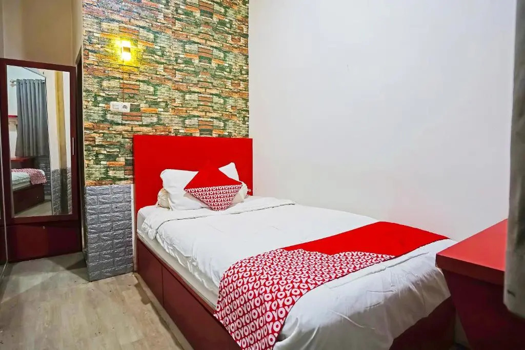 OYO 91742 Ivy Hotel