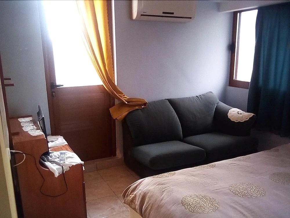 Sunflower Himara