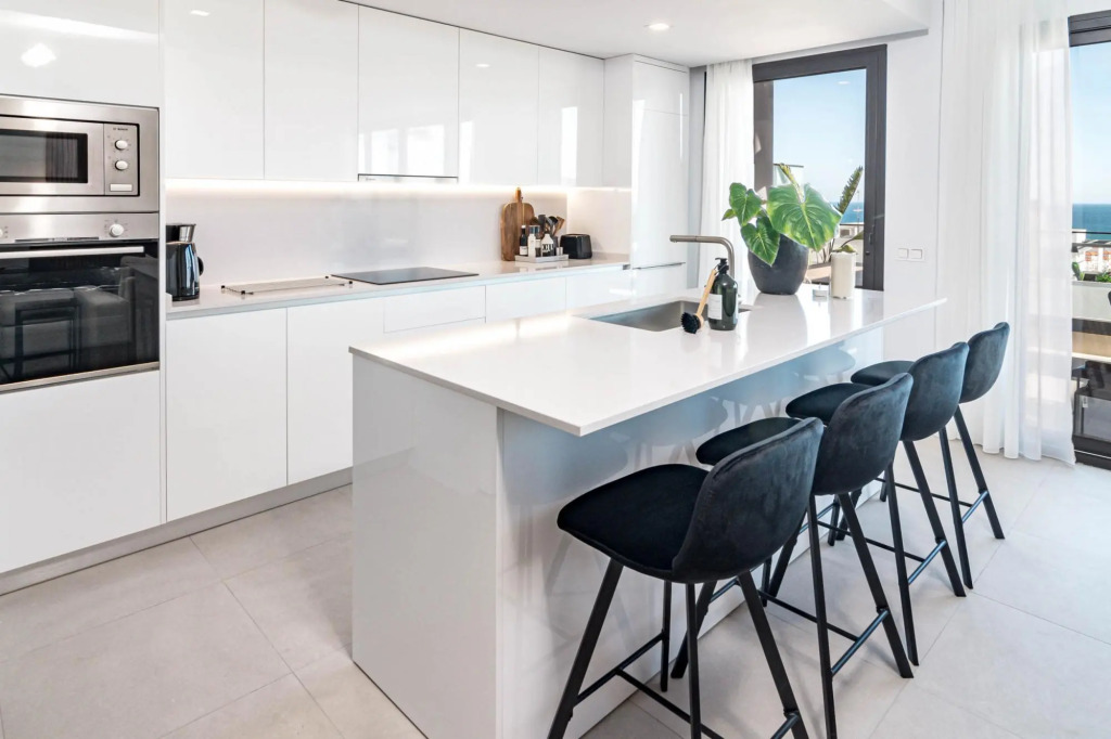 LME144A Spacious & luxury family home