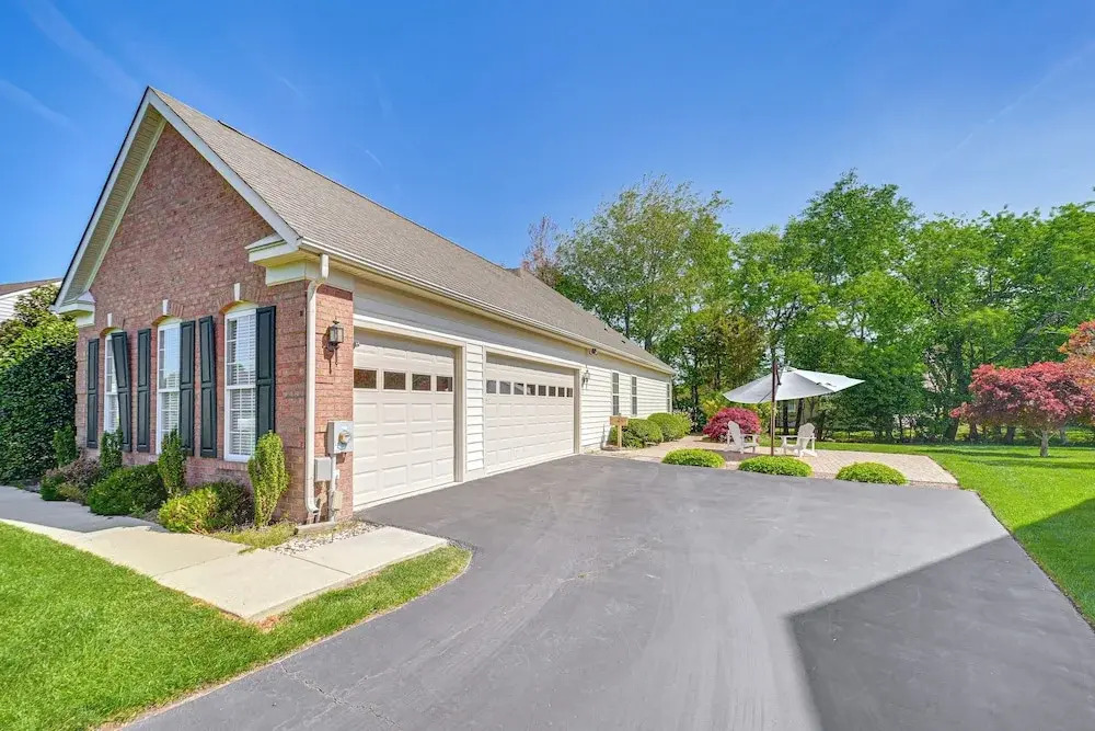 3 Mi to Bethany Beach: Home w/ Pool Access!