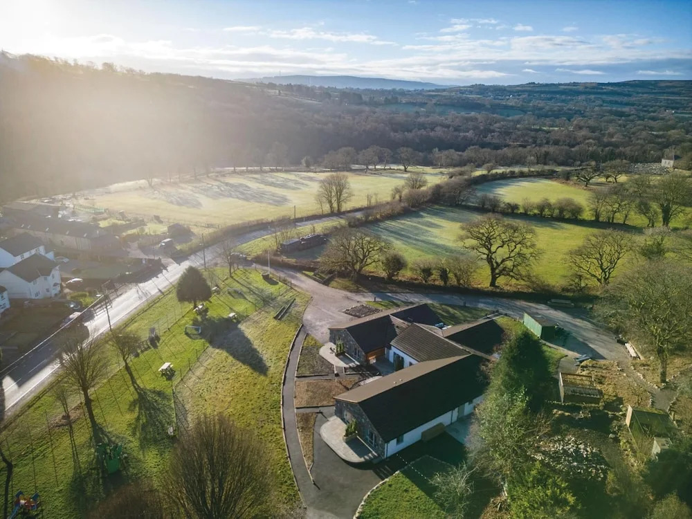 Suite 7 - Sleeping Giant Hotel - PEN Y CAE Inn