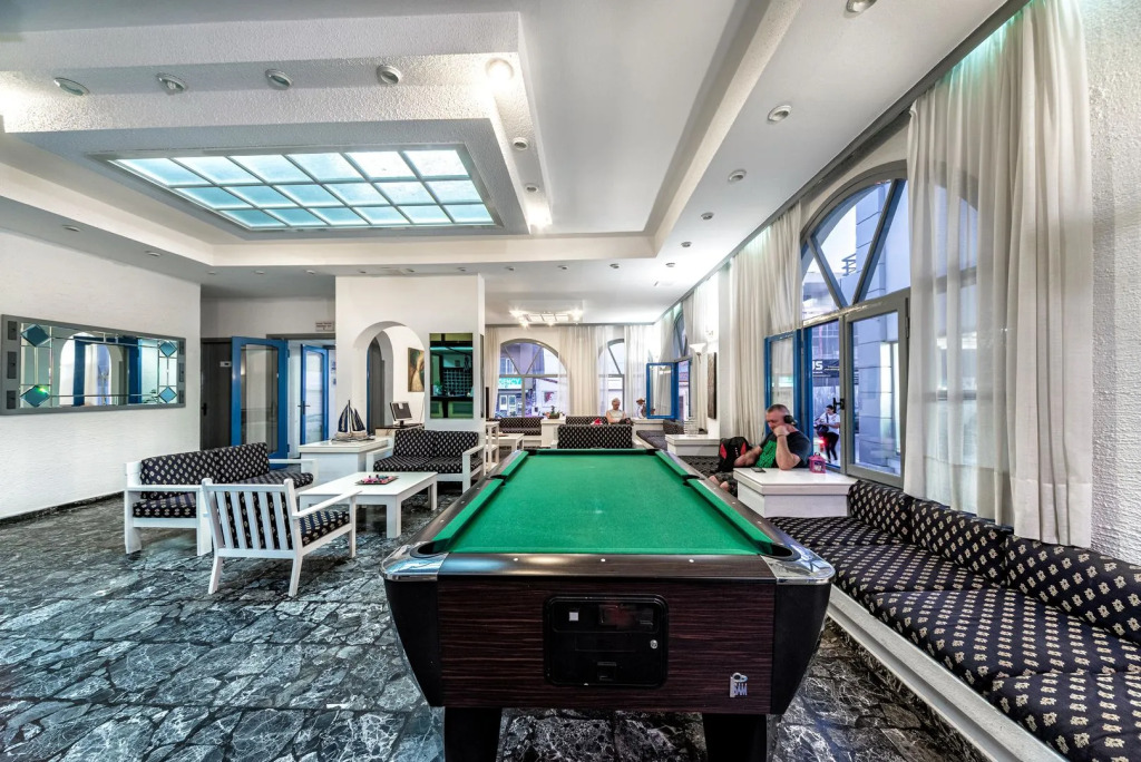 Hotel Iro