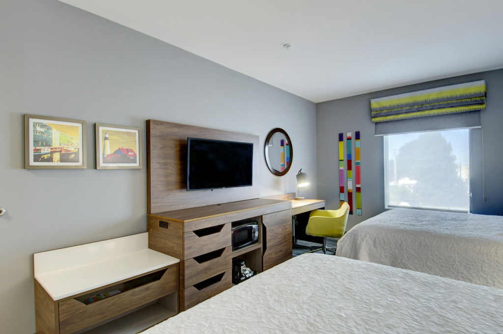 Hampton Inn & Suites Portland West