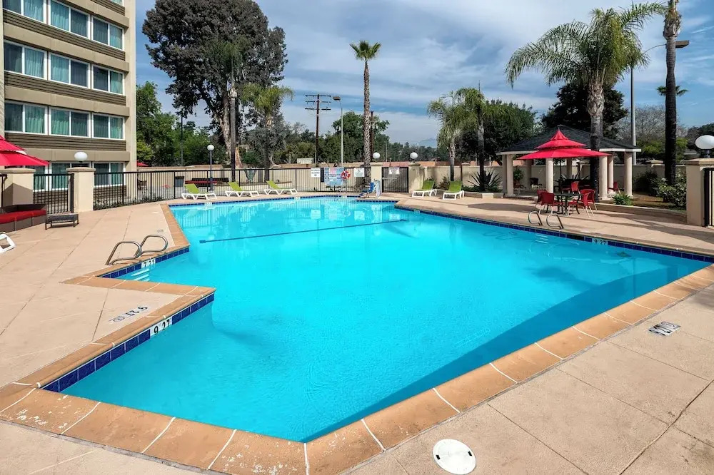Holiday Inn West Covina (Ex Rodeway Inn Near Fairplex)