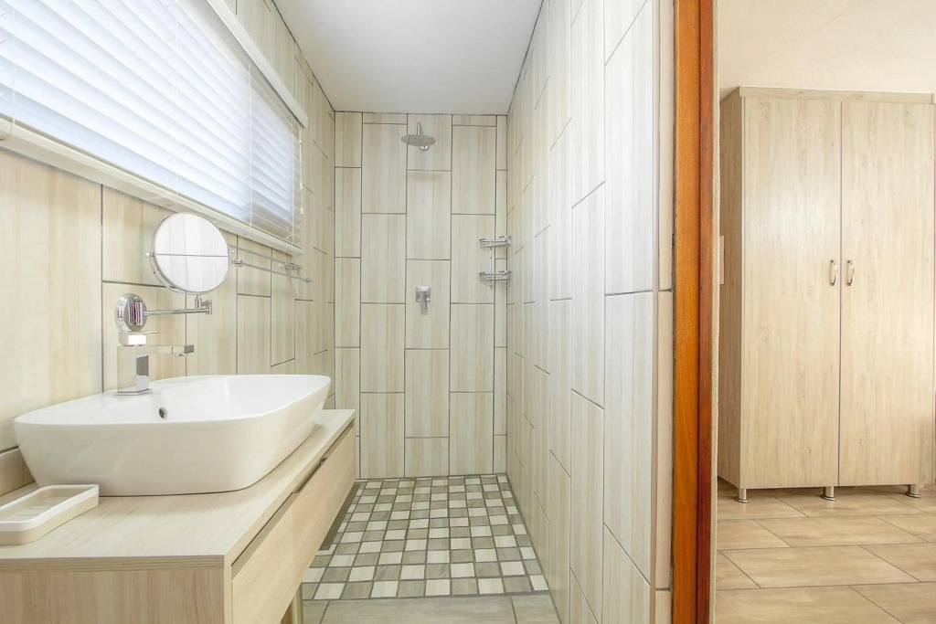 Call of the Fish Eagle Self-catering Holiday Home with solar