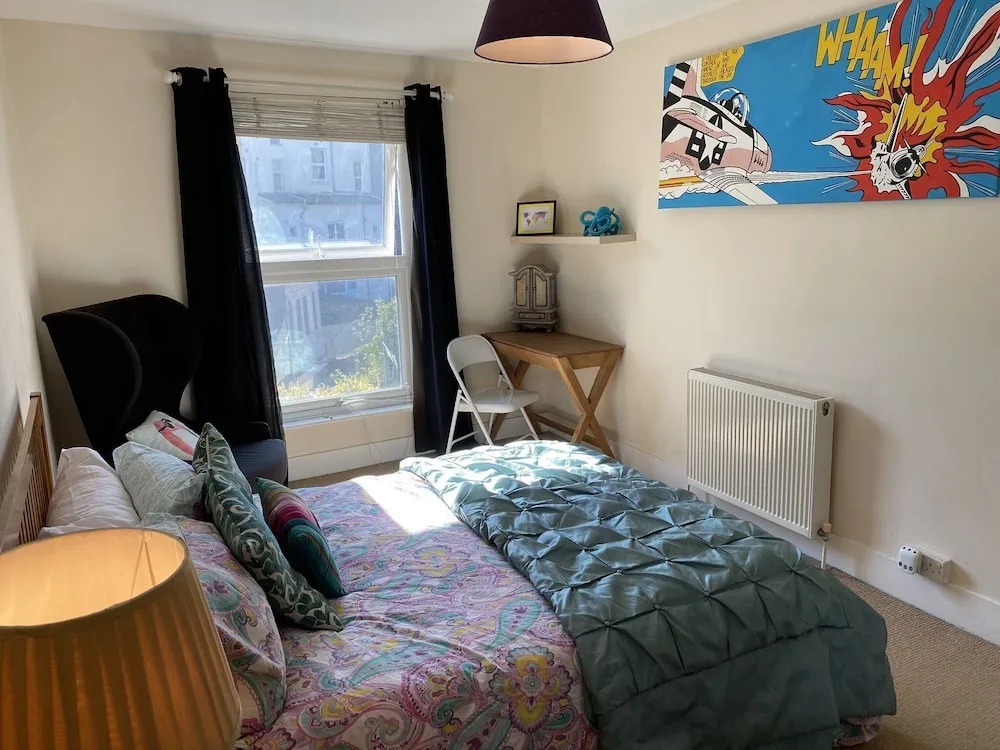 Cozy Holiday Home in Folkstone Near Folkestone Harbour Arm