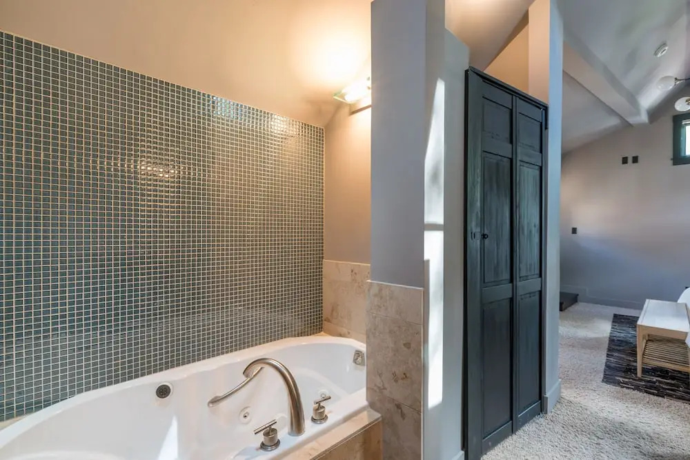 Town Jewel by Exceptional Stays