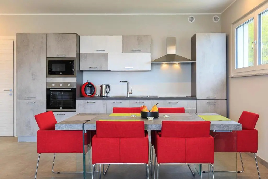 Skylake Penthouse by Impero House