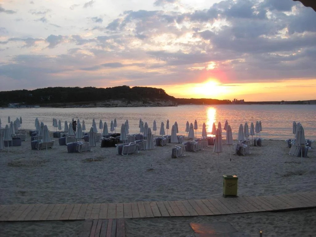 Family Hotel Teos
