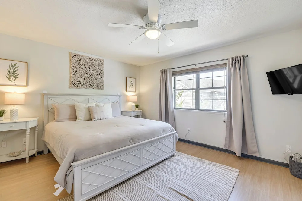 Miramar Beach Condo w/ Golf Course Views!